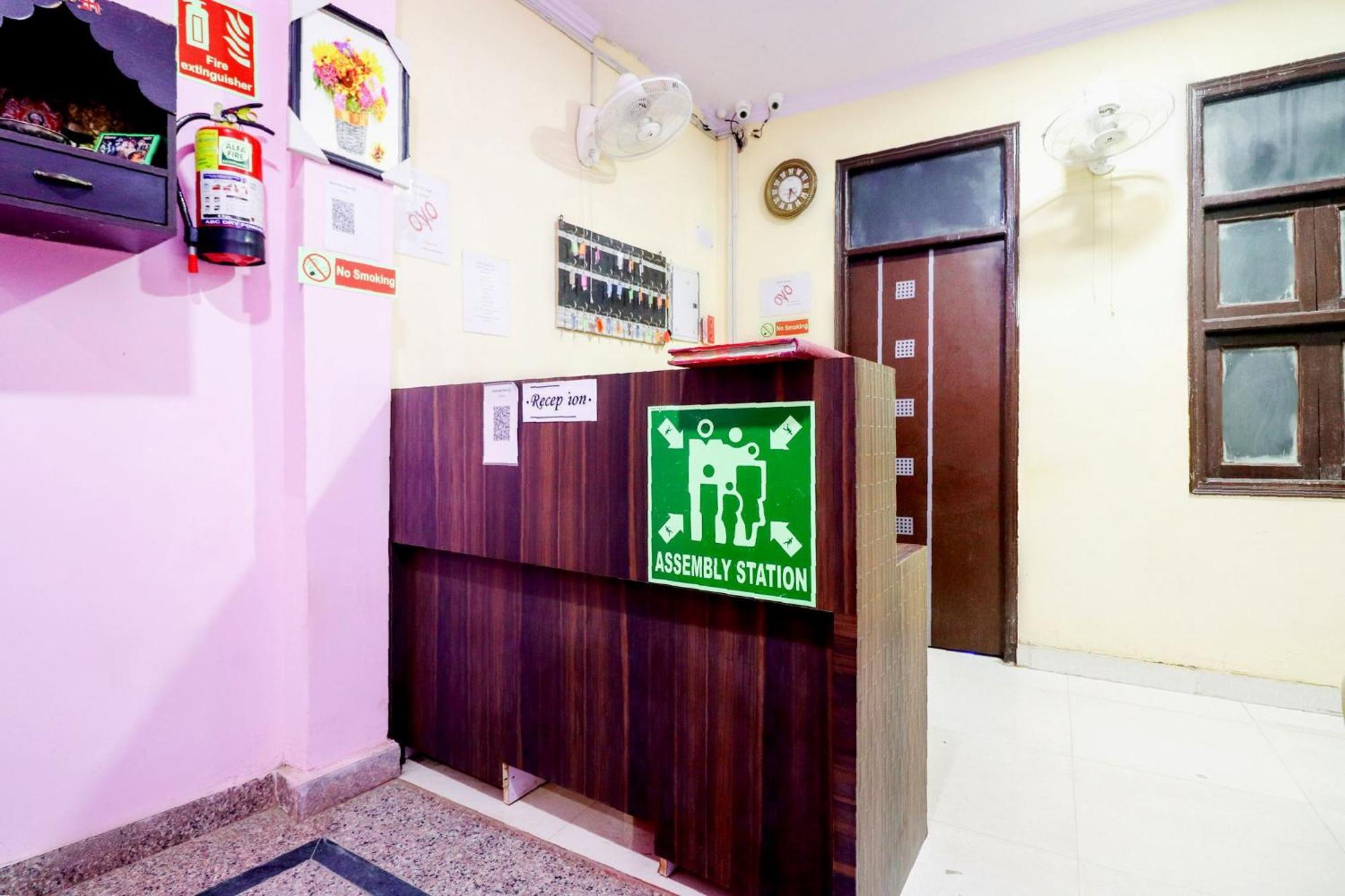 Hotel O Sunrise Inn Indirapuram Exterior photo